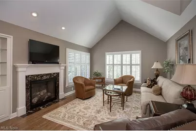 878 Hampton Court, Sagamore Hills, OH 44067 - Photo 12