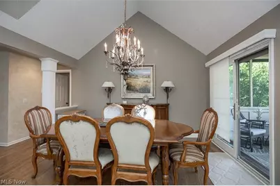 878 Hampton Court, Sagamore Hills, OH 44067 - Photo 14