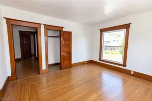1037 W 8th St, Lorain, OH 44052 - Photo 6