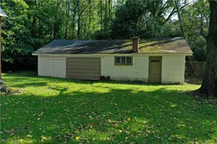 16213 Park Way Way, East Liverpool, OH 43920 - Photo 12