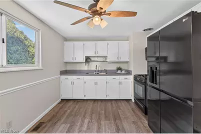 4633 Packard Avenue NW, Canton, OH 44709 - Photo 10