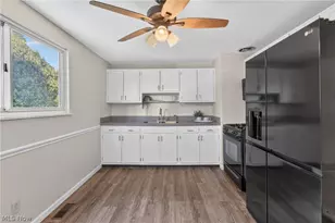 4633 Packard Ave NW, Canton, OH 44709 - Photo 10
