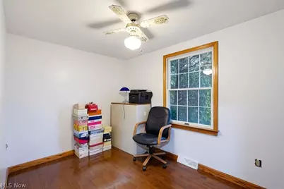 4209 Sunnyview Drive, Uniontown, OH 44685 - Photo 18