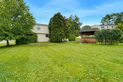 4209 Sunnyview Drive, Uniontown, OH 44685 - Photo 24
