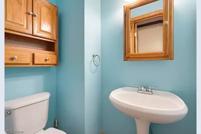4209 Sunnyview Drive, Uniontown, OH 44685 - Photo 10
