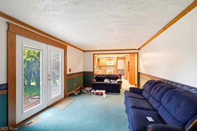 4209 Sunnyview Drive, Uniontown, OH 44685 - Photo 4