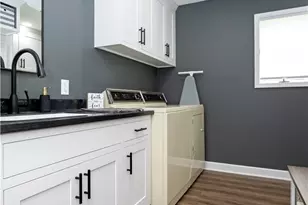 9887 Fox Knoll Dr, Orrville, OH 44667 - Photo 12
