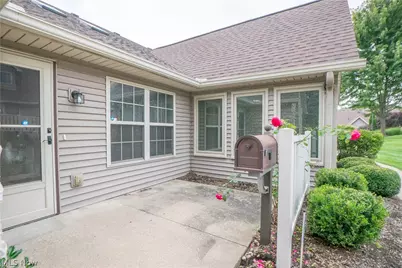2573 Barnstone Avenue SW, Canton, OH 44706 - Photo 2