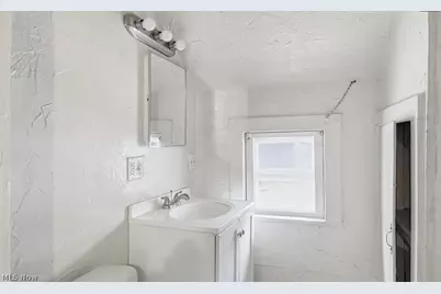 7107 Hague Avenue, Loveland, OH 44102 - Photo 18