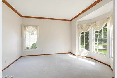 1541 Newton Pass, Grandview Heights, OH 44147 - Photo 6