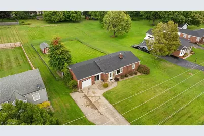 2388 W Manor Avenue, Poland, OH 44514 - Photo 2