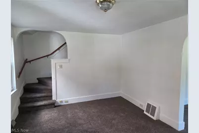 442 Garfield Street, Struthers, OH 44471 - Photo 2