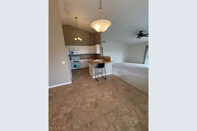 1192 Chaucer Circle, Akron, OH 44312 - Photo 12