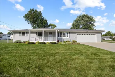 3610 Palm Springs Drive, Lorain, OH 44053 - Photo 2