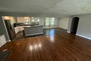 1087 Krumroy Rd, Akron, OH 44306 - Photo 6