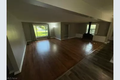 1087 Krumroy Road, Akron, OH 44306 - Photo 2