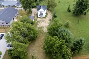 179 W Main St, New London, OH 44851 - Photo 24