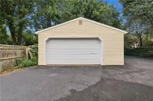 1875 Perth Rd, Madison, OH 44057 - Photo 4