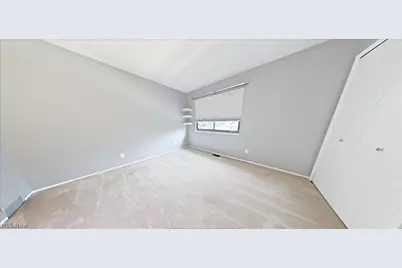 402 Rockys Run Road, Akron, OH 44319 - Photo 10