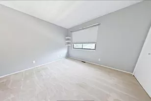 402 Rockys Run Rd, Akron, OH 44319 - Photo 10