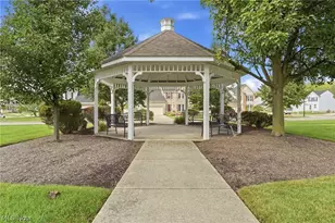 101 Colonial Dr, Painesville, OH 44077 - Photo 44