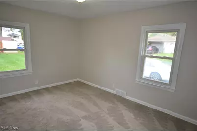 2524 Albrecht Avenue, Akron, OH 44312 - Photo 12