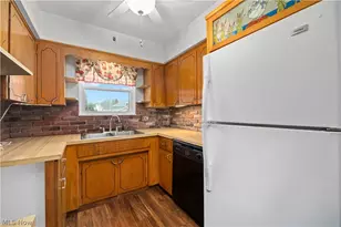 617 Marguerite Ave, Cuyahoga Falls, OH 44221 - Photo 10