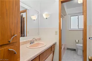617 Marguerite Ave, Cuyahoga Falls, OH 44221 - Photo 18