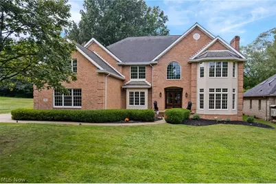 834 Eaton Park Lane, Akron, OH 44303 - Photo 2
