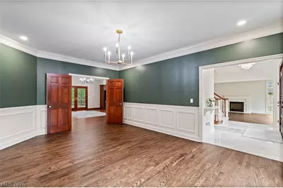 834 Eaton Park Lane, Akron, OH 44303 - Photo 6
