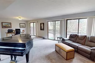 1939 Pine Dr, Kent, OH 44240 - Photo 6