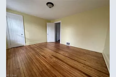 929 Jason Avenue, Akron, OH 44314 - Photo 16