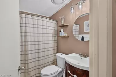 166 Pinewood Drive, Elyria, OH 44035 - Photo 16