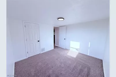 1963 Deermont Avenue NW, Massillon, OH 44647 - Photo 12
