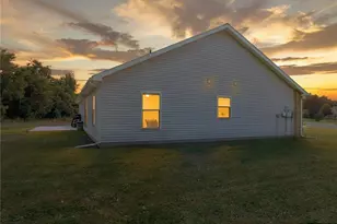 1660 Logging Ct, Geneva, OH 44041 - Photo 10