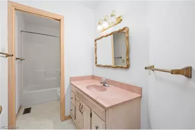 3126 Cliffside Drive, Akron, OH 44321 - Photo 28