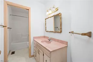 3126 Cliffside Dr, Akron, OH 44321 - Photo 28