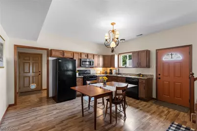 308 Carl Street, Barnesville, OH 43713 - Photo 14