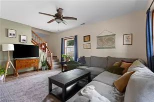 308 Carl St, Barnesville, OH 43713 - Photo 12