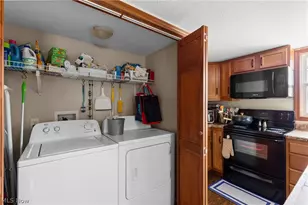 308 Carl St, Barnesville, OH 43713 - Photo 36