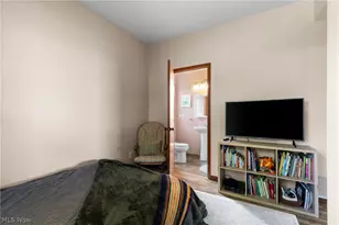 308 Carl St, Barnesville, OH 43713 - Photo 18