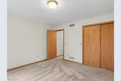 3426 Sherbrook Drive, Uniontown, OH 44685 - Photo 24