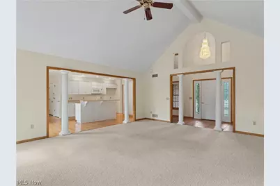 3426 Sherbrook Drive, Uniontown, OH 44685 - Photo 4