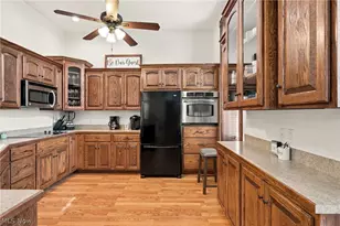 42764 Russia Rd, Elyria, OH 44035 - Photo 18