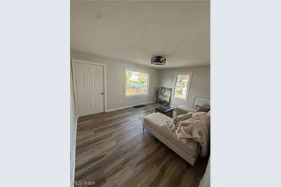 1356 Stratford Street, Barberton, OH 44203 - Photo 6