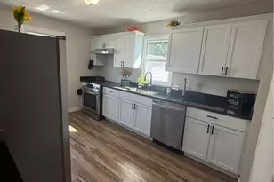 1356 Stratford St, Barberton, OH 44203 - Photo 8