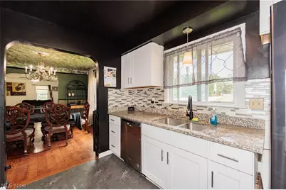 8617 Broadview Road, Grandview Heights, OH 44147 - Photo 18