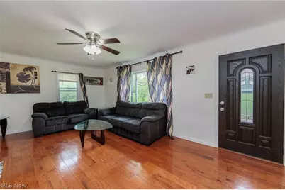 8617 Broadview Road, Grandview Heights, OH 44147 - Photo 6