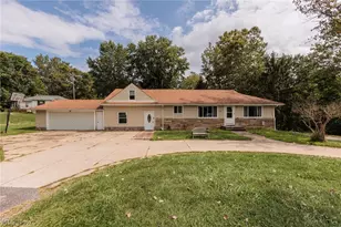 8617 Broadview Rd, Grandview Heights, OH 44147 - Photo 2