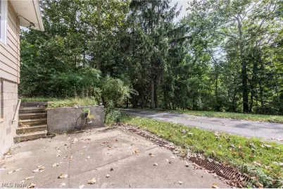 8617 Broadview Road, Grandview Heights, OH 44147 - Photo 48